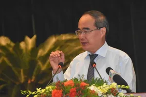 Bí thư Nguyễn Thiện Nhân nói gì về tình trạng xây nhà 'lụi' ?