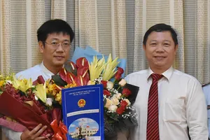 Ông Trần Thanh Tùng làm Chủ tịch UBND quận 8