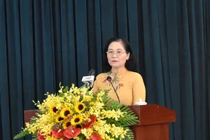 HĐND TP.HCM bàn giải pháp khôi phục sản xuất, kinh doanh