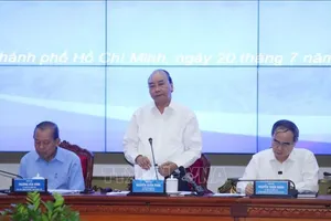 Thủ tướng: 'Không vì một số sai phạm mà chùn bước'