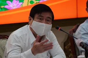 Ông Nguyễn Thành Phong: Chủ tịch các quận, huyện không rời TP