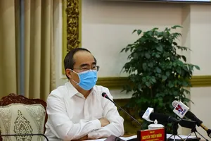 Ông Nguyễn Thiện Nhân: Đưa 1.600 nhân viên bốc xếp ở tập trung