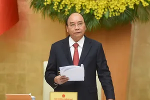 Thủ tướng Nguyễn Xuân Phúc phát biểu tại cuộc họp. Ảnh: VGP