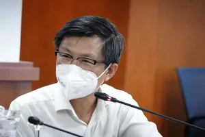 Vì sao TP.HCM tiếp tục giãn cách theo Chỉ thị 15 thêm 2 tuần?