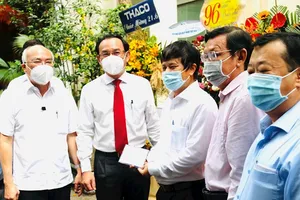 Bí thư TP.HCM: Người làm báo phải giữ vững tay bút, tay máy