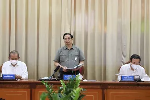 Thủ tướng: Cả nước mong chờ, tin tưởng và hướng về TP.HCM vượt qua đại dịch