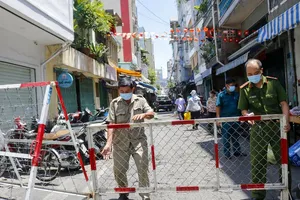 TP.HCM ra Chỉ thị khẩn số 12 với hàng loạt biện pháp mạnh phòng, chống COVID-19