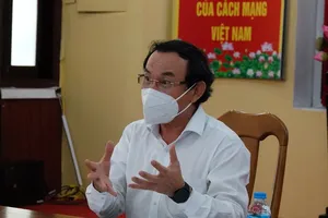 Bí thư TP.HCM: Bộ Tư lệnh sẽ đưa tro cốt người mất do COVID-19 đến từng gia đình