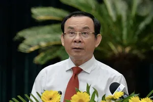 Bí thư TP.HCM nghẹn lời khi nói về bệnh nhân COVID-19 tử vong