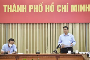 Sau khi thị sát, Thủ tướng chỉ đạo nhiều biện pháp chống dịch tại TP.HCM