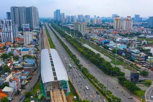 TP.HCM khẩn trương xây dựng kế hoạch phục hồi kinh tế sau 15-9