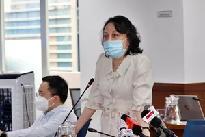 Bị dừng hợp đồng vì cung cấp suất ăn có sâu cho 1 bệnh viện dã chiến