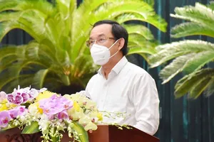 Bí thư Thành ủy TP.HCM: Từng bước mở cửa nền kinh tế là yêu cầu cấp thiết