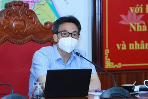 Phó Thủ tướng đề nghị Cần Thơ xem xét cho mở lại hoạt động ở phường, quận 'xanh'