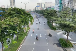 TP.HCM chính thức ra Chỉ thị 18 về từng bước phục hồi, phát triển kinh tế-xã hội