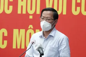 Chủ tịch TP.HCM nêu 6 vấn đề phòng chống COVID và phục hồi kinh tế