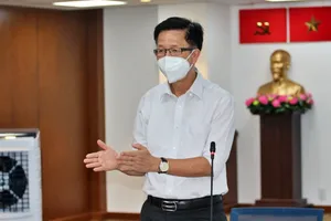 TP.HCM giải thích việc tạm dừng massage, vũ trường... sau 2 ngày cho mở lại