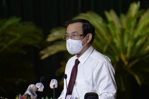 Bí thư TP.HCM: Có người xả thân cứu người, cũng có người vô cảm