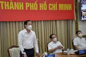 Chủ tịch TP.HCM: Cần có tiêu chí để người là F1 vẫn có thể đi làm