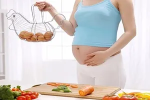 Trứng gà, trứng ngỗng: Trứng nào bà bầu nên ăn?