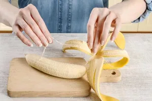 Lý do nên ăn những sợi xơ bên trong quả chuối