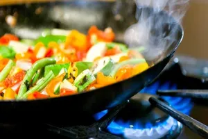 Nấu nhỏ lửa, chín chậm: hạn chế được ung thư