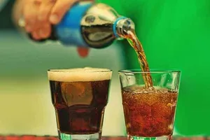 Uống nước ngọt không giúp bạn giải khát