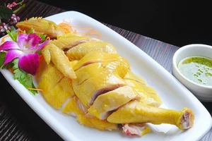 Ăn da gà có hại cho sức khỏe như bạn nghĩ?