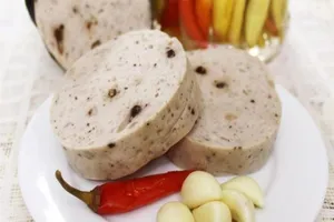 Cách bảo quản giò chả còn dư thừa sau Tết