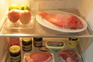 Cách nhận biết màng bọc thực phẩm kém an toàn