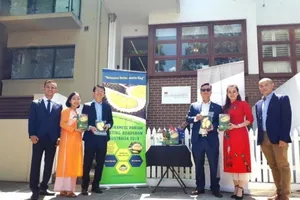 Sầu riêng Việt đối đầu với sầu riêng Thái tại Úc