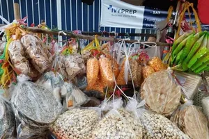 Nỗi lo sản xuất bim bim từ nguyên liệu không rõ nguồn gốc