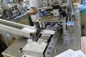 Kiểm tra đột xuất nơi sản xuất, kinh doanh khẩu trang