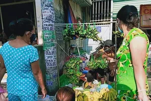 Giá bánh ú tro tăng chóng mặt ngày tết Đoan Ngọ