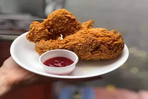 Những thực phẩm âm thầm phá hỏng hệ tiêu hóa của bạn