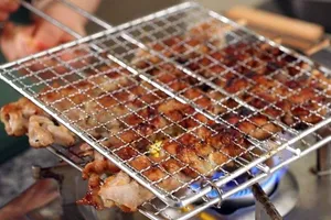 Vì sao không nên nướng đồ ăn trên ngọn lửa bếp gas?