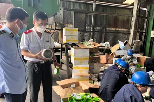 Tiêu hủy 900 sản phẩm sữa, bột ăn dặm các loại