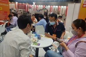 DN siêu nhỏ Việt Nam làm gì để kiếm tiền từ các ông lớn quốc tế?