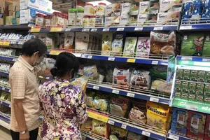 Doanh nghiệp bán lẻ lo nhất sức mua yếu trong mùa mua sắm cuối năm