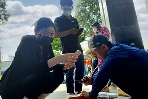 Hết thời ngồi không click chuột kiếm tiền online