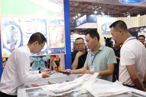 Triển lãm 'Thủy sản xuất khẩu cho người Việt' 