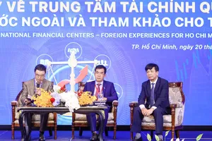 Khung pháp lý là yếu tố quan trọng để xây dựng trung tâm tài chính quốc tế 