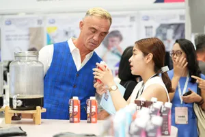 Ngành cà phê uống liền tìm cơ hội từ phát triển xanh