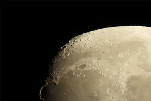 Mặt trăng đủ oxy cho 8 tỉ người trong 100.000 năm