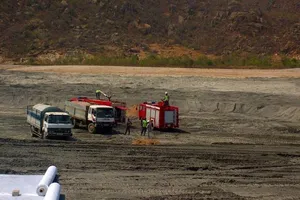 Lý do nước biển cầu cảng Vĩnh Tân có màu bất thường