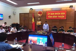 Tàu chở 30 ngàn tấn hóa chất vẫn mắc cạn ở Phú Quý