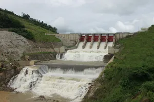 Yêu cầu thủy điện hú còi trước khi xả lũ