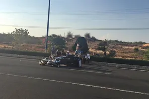 Phan Thiết: Mô tô khủng ngã lúc ôm cua, 1 người thiệt mạng