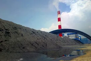 Bộ Xây dựng làm việc với Bình Thuận về tro xỉ ở Vĩnh Tân