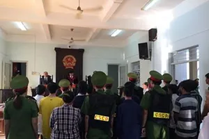 Đang xử vụ gây rối, tấn công cảnh sát tại Phan Rí Cửa